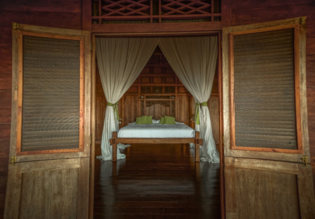 Bali Villa bed